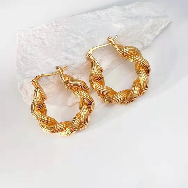18K Gold Round Drop Earrings